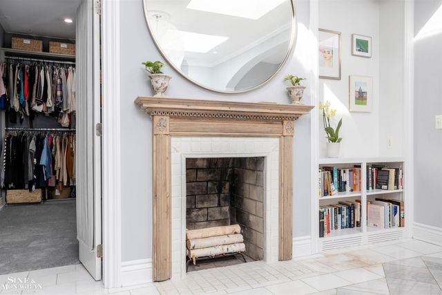 29 Fisher Road, Grosse Pointe, MI 48230