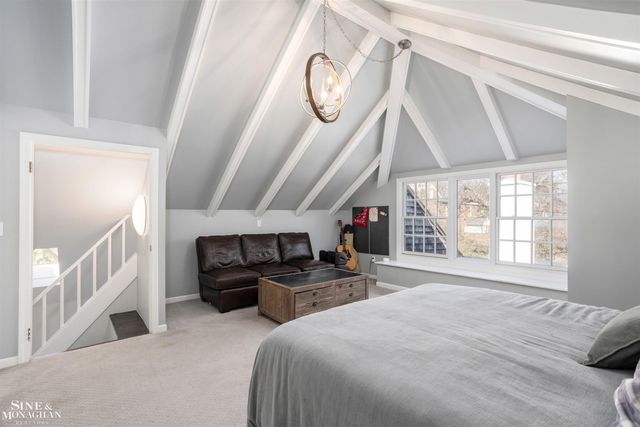 29 Fisher Road, Grosse Pointe, MI 48230