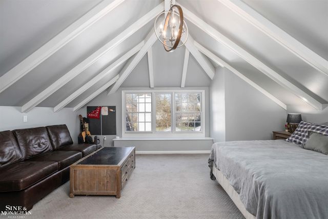 29 Fisher Road, Grosse Pointe, MI 48230