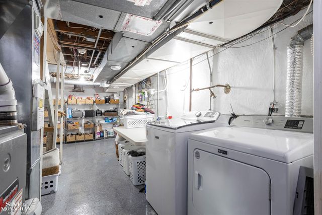 29 Fisher Road, Grosse Pointe, MI 48230