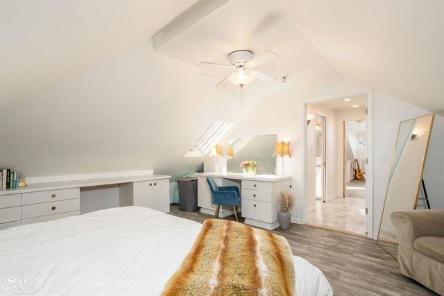 29 Fisher Road, Grosse Pointe, MI 48230