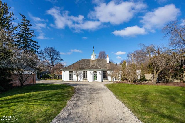 29 Fisher Road, Grosse Pointe, MI 48230