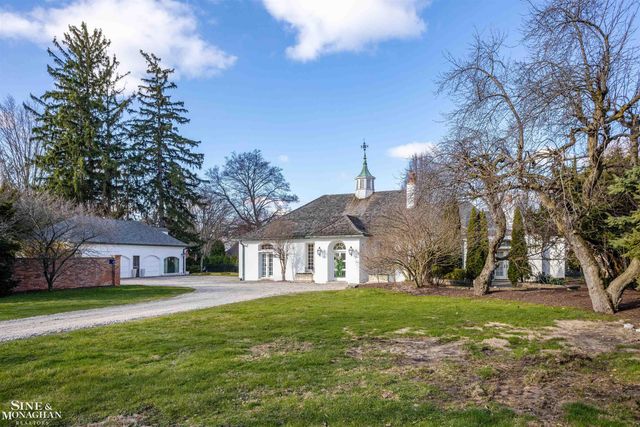 29 Fisher Road, Grosse Pointe, MI 48230