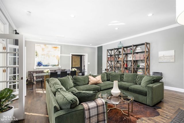 29 Fisher Road, Grosse Pointe, MI 48230