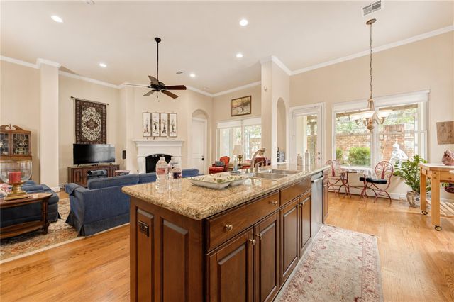 2719 Stuart Manor, Houston, TX 77082
