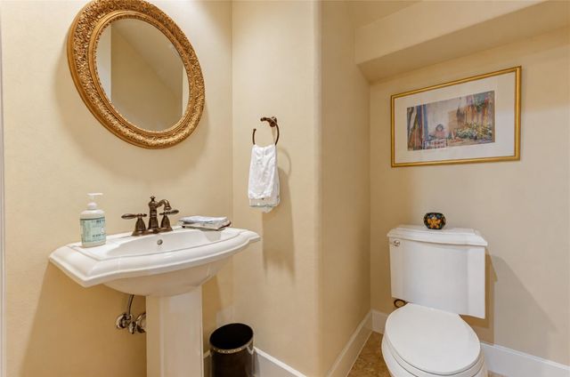2719 Stuart Manor, Houston, TX 77082
