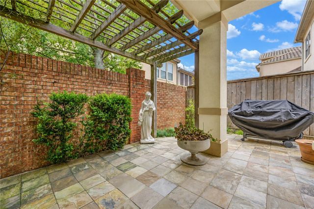 2719 Stuart Manor, Houston, TX 77082