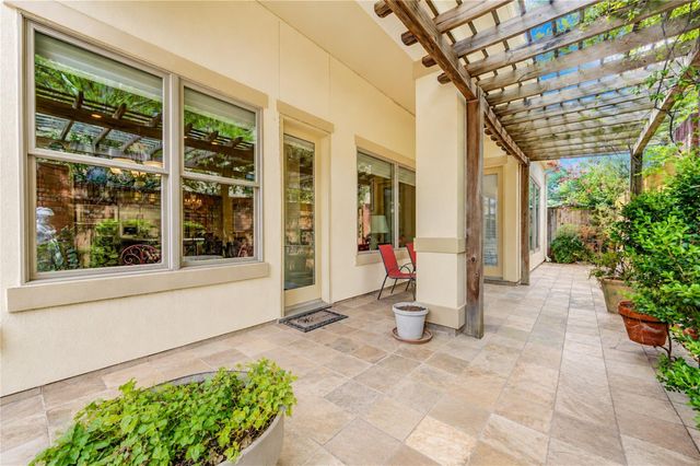 2719 Stuart Manor, Houston, TX 77082