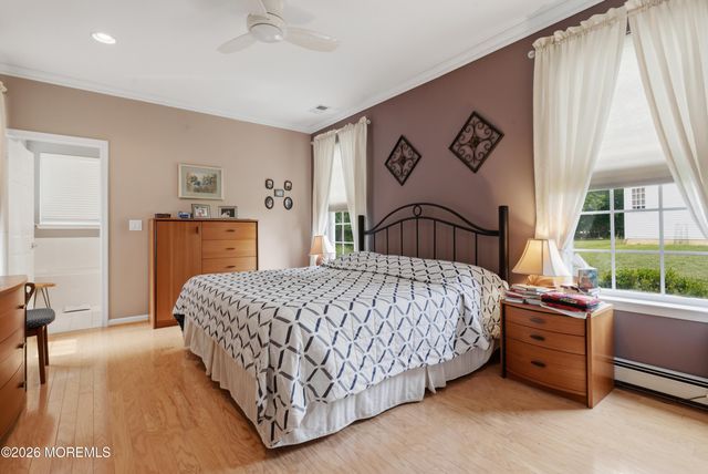 26 Pierhead Drive, Barnegat, NJ 08005
