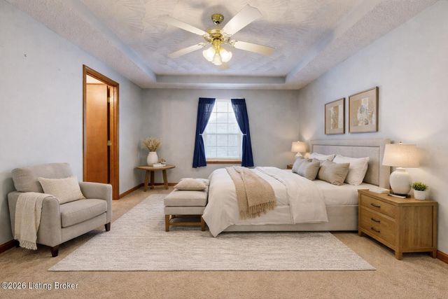 11316 Ashbrooke Gardens Dr, Louisville, KY 40229