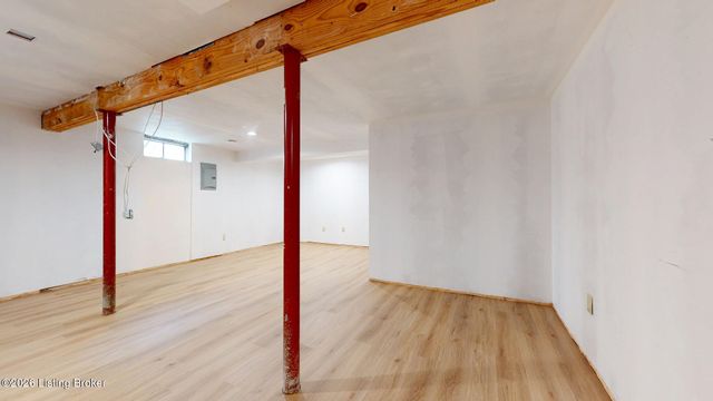 11316 Ashbrooke Gardens Dr, Louisville, KY 40229