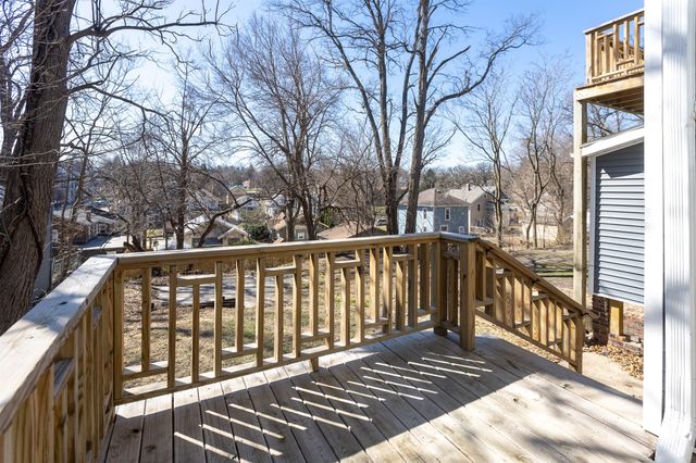 2406 Woodland Avenue, Des Moines, IA 50312