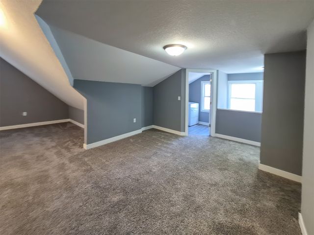 2406 Woodland Avenue, Des Moines, IA 50312