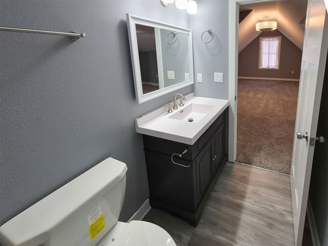 2406 Woodland Avenue, Des Moines, IA 50312