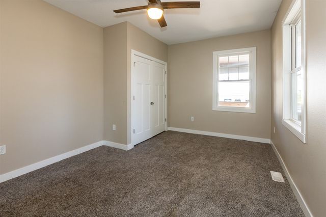 2406 Woodland Avenue, Des Moines, IA 50312