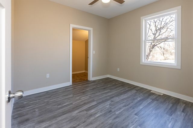 2406 Woodland Avenue, Des Moines, IA 50312