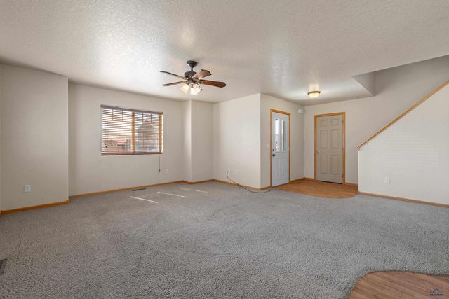 1248 FAIRBANKS DR, Box Elder, SD 57719