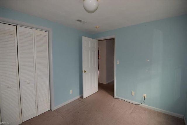 2011 Holladay ST, Portsmouth, VA 23704