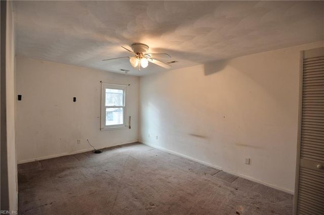 2011 Holladay ST, Portsmouth, VA 23704