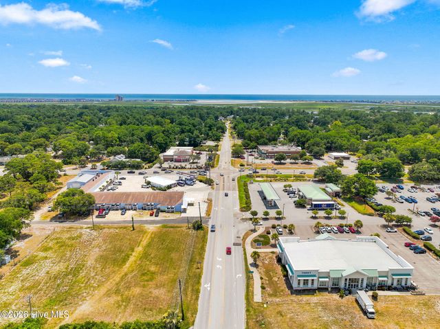 7605 Privateer Loop, Sunset Beach, NC 28468