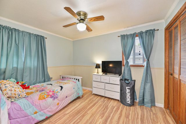5925 N Ridgeview Pl, Spokane, WA 99205