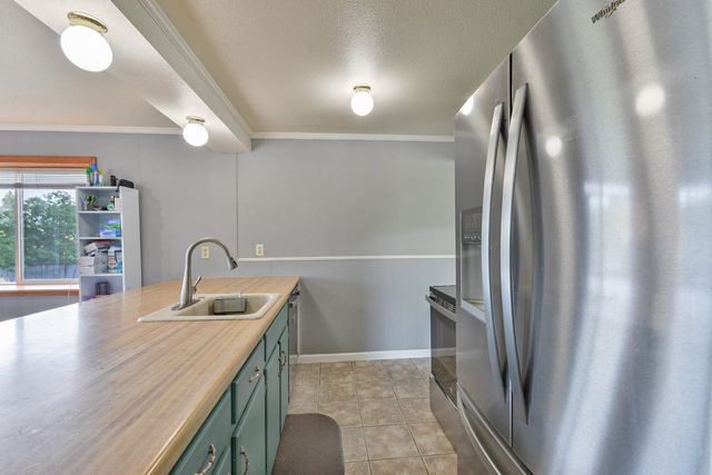 5925 N Ridgeview Pl, Spokane, WA 99205