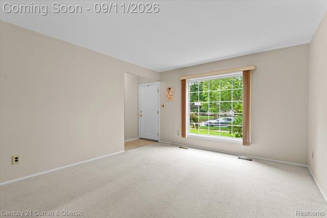 31613 Grennada Street, Livonia, MI 48154