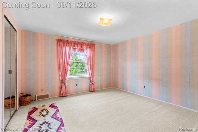 31613 Grennada Street, Livonia, MI 48154