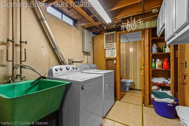 31613 Grennada Street, Livonia, MI 48154