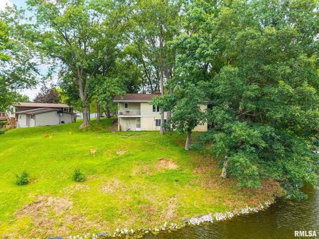 4330 S Banbury Cove, Mapleton, IL 61547