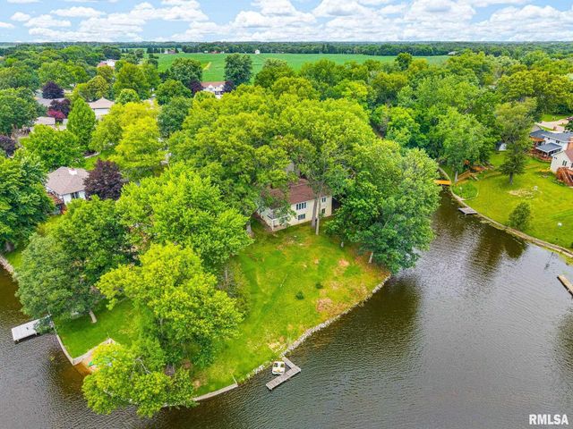 4330 S Banbury Cove, Mapleton, IL 61547