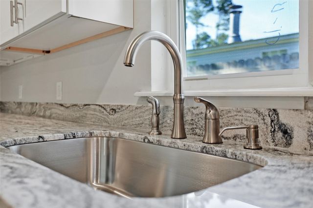 11712 White Cedar Street, Willis, TX 77318