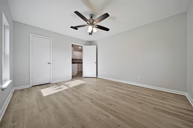 11712 White Cedar Street, Willis, TX 77318