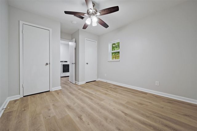 11712 White Cedar Street, Willis, TX 77318