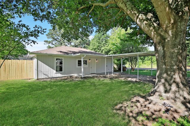 11712 White Cedar Street, Willis, TX 77318