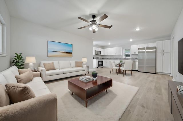 11712 White Cedar Street, Willis, TX 77318