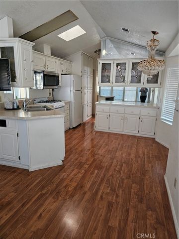 1295 S Cawston Avenue 490, Hemet, CA 92545