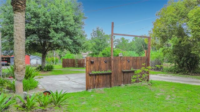 9385 CONCORD ROAD, St Cloud, FL 34773