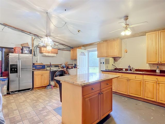 9385 CONCORD ROAD, St Cloud, FL 34773
