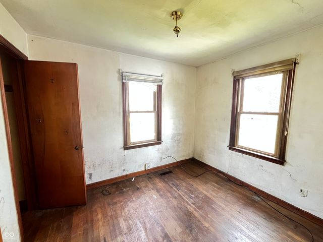 712 N Parkway Drive, Anderson, IN 46013