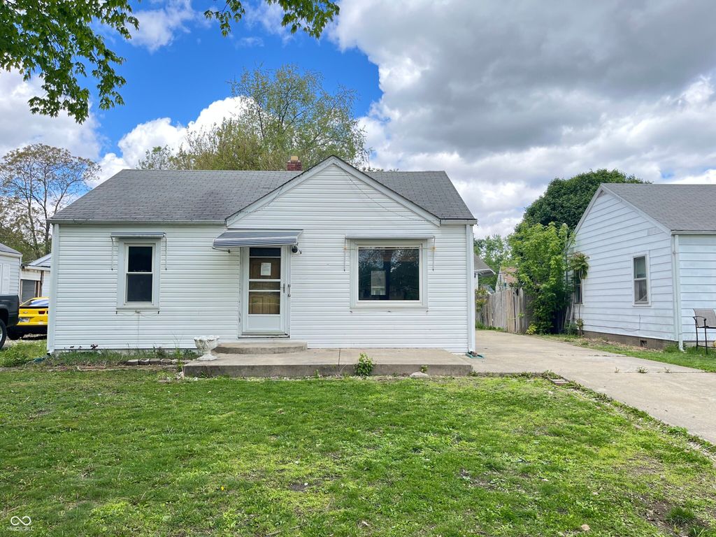 712 N Parkway Drive, Anderson, IN 46013