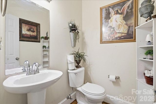 417 Gray Fox Drive, Oakboro, NC 28129