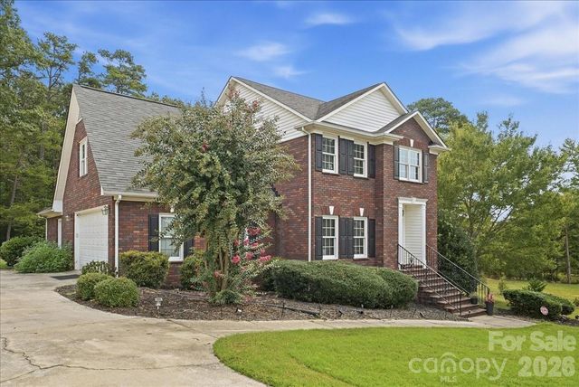 417 Gray Fox Drive, Oakboro, NC 28129