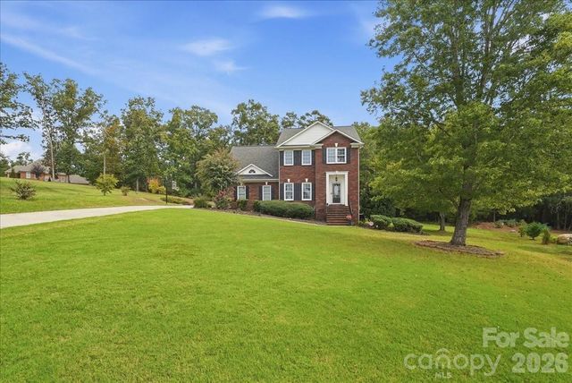 417 Gray Fox Drive, Oakboro, NC 28129