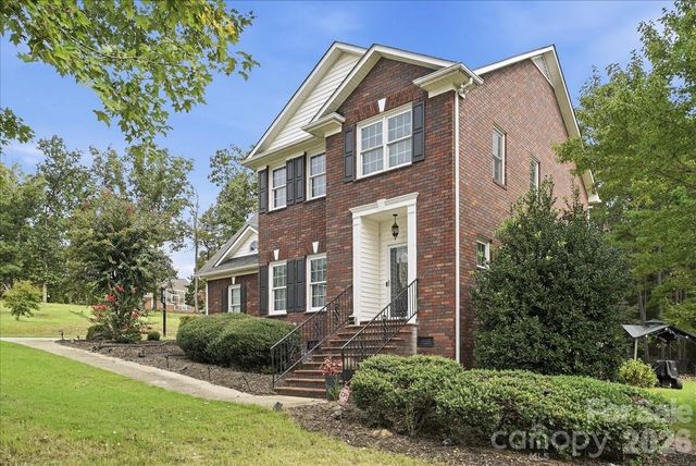 417 Gray Fox Drive, Oakboro, NC 28129