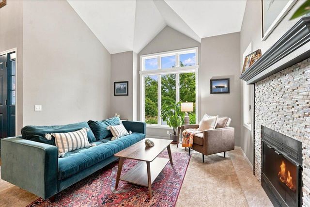 2936 Maple Run Drive, Madison, WI 53719