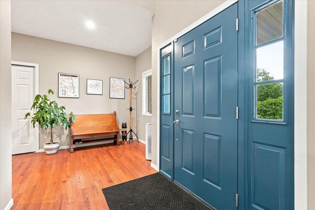 2936 Maple Run Drive, Madison, WI 53719