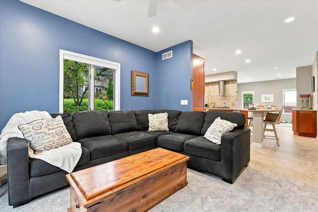 2936 Maple Run Drive, Madison, WI 53719