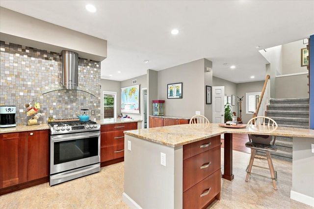 2936 Maple Run Drive, Madison, WI 53719