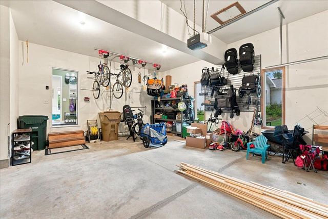 2936 Maple Run Drive, Madison, WI 53719